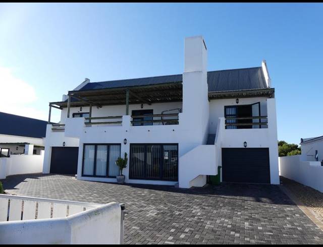 3 BEDROOM HOUSE FOR SALE IN BRITANNIA BAY